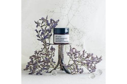 7 remedii pentru ochii umflați și cearcăne