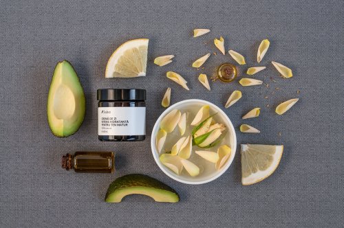 Strălucește ca o rază caldă de toamnă