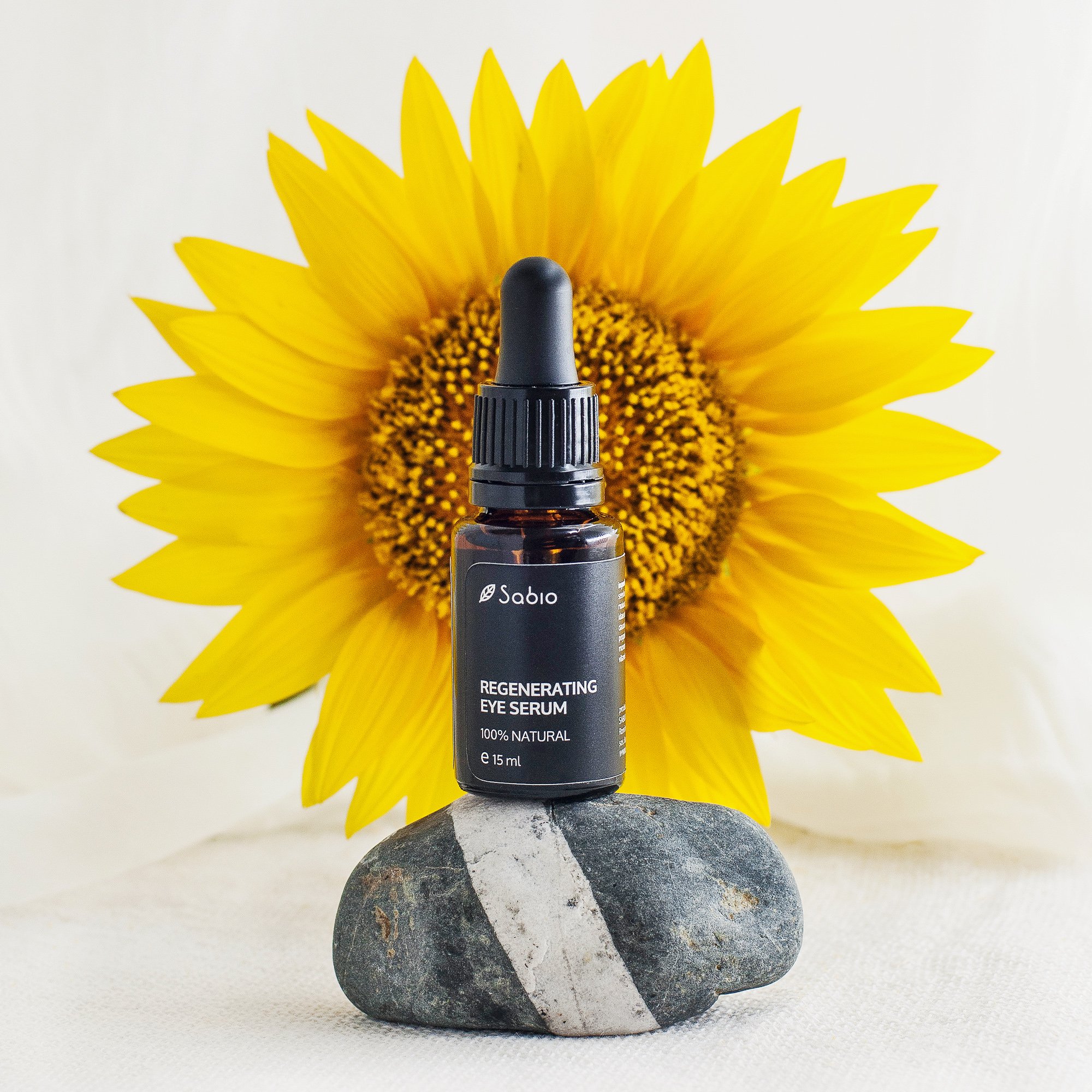 Regenerating eye serum