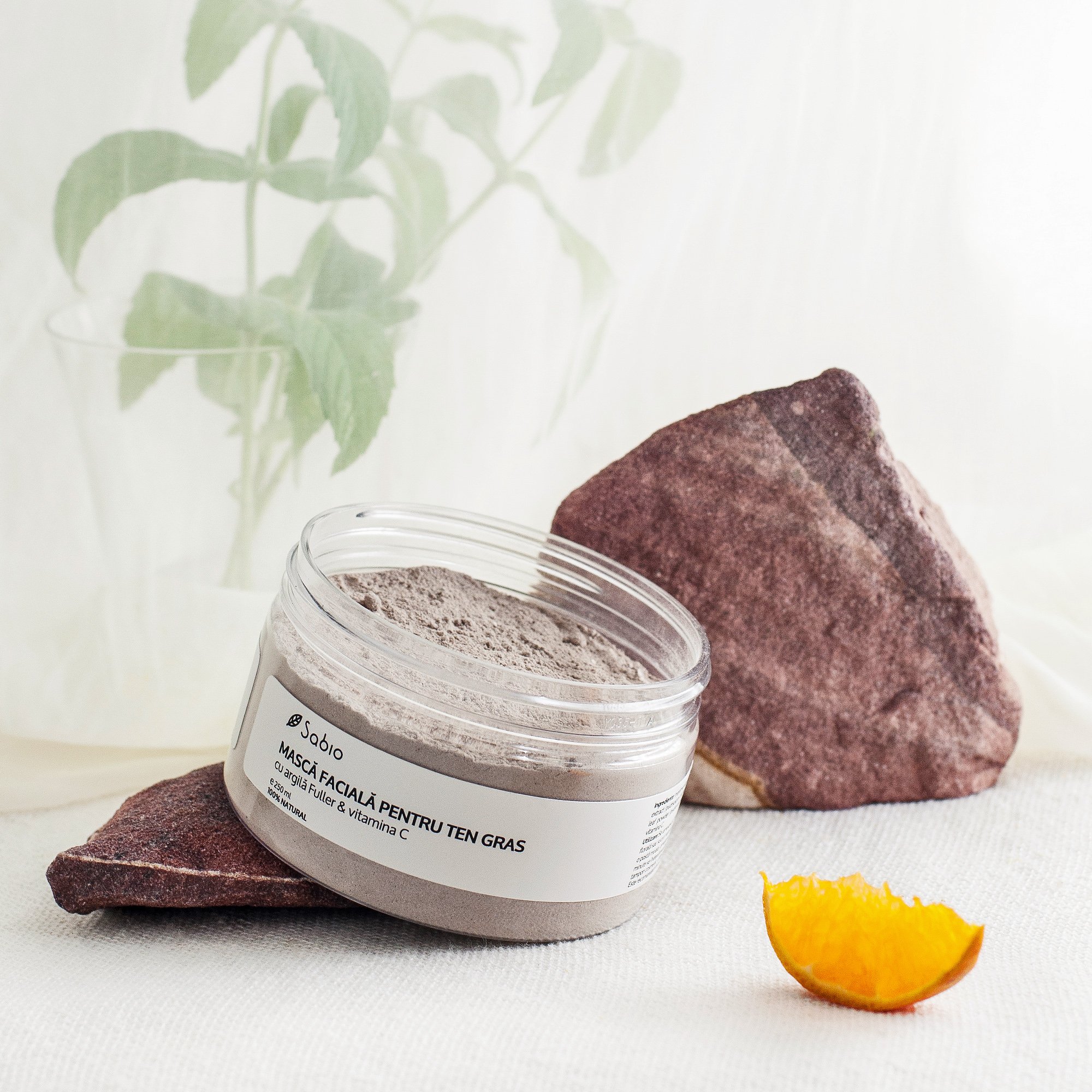 Facial mask for oily skin - Fuller's Earth & Vitamin C