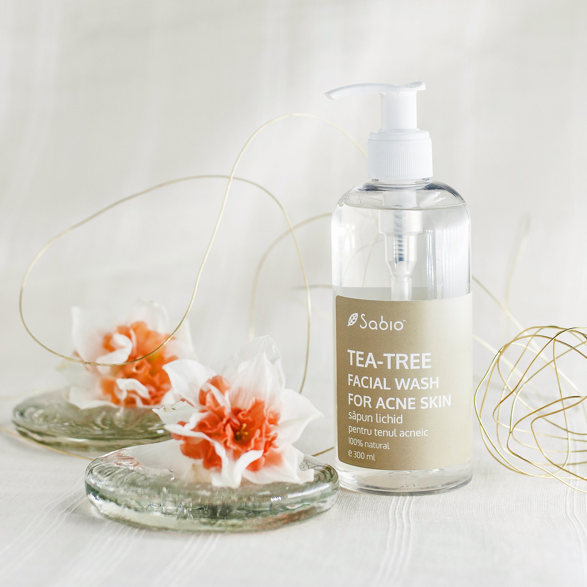 Săpun lichid facial cu tea-tree pentru tenul acneic